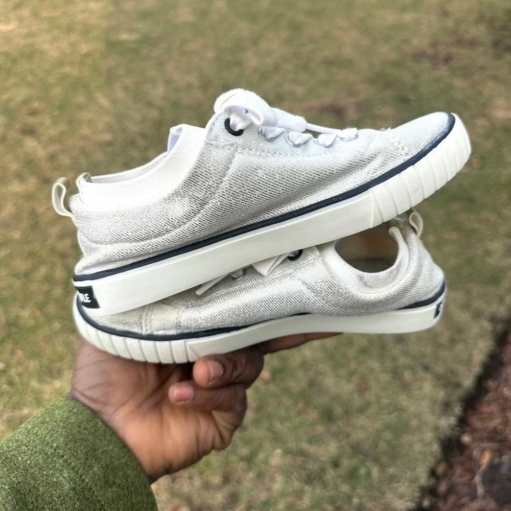 Kenneth Cole Reaction preowned fairly